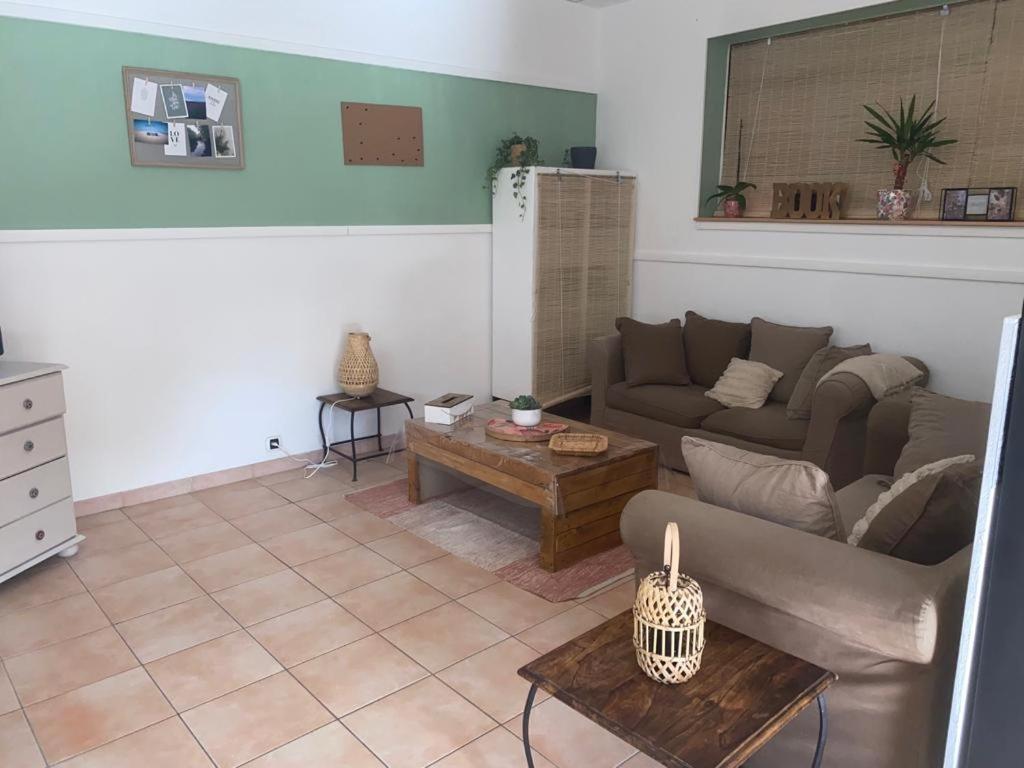 Appartement Velleron-4 Personnes Экстерьер фото